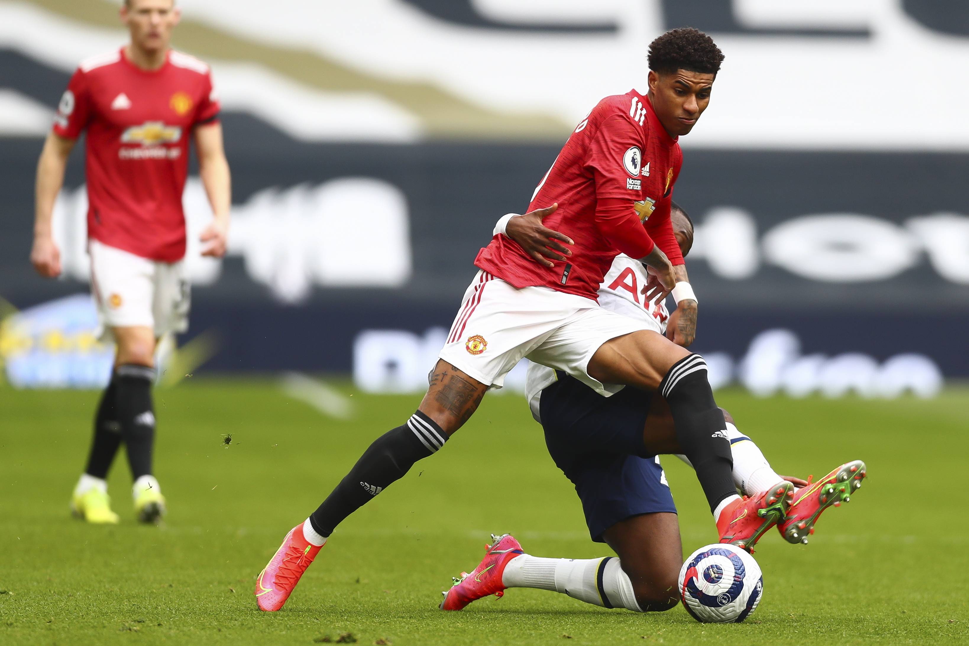 用一记精准 用一记精准