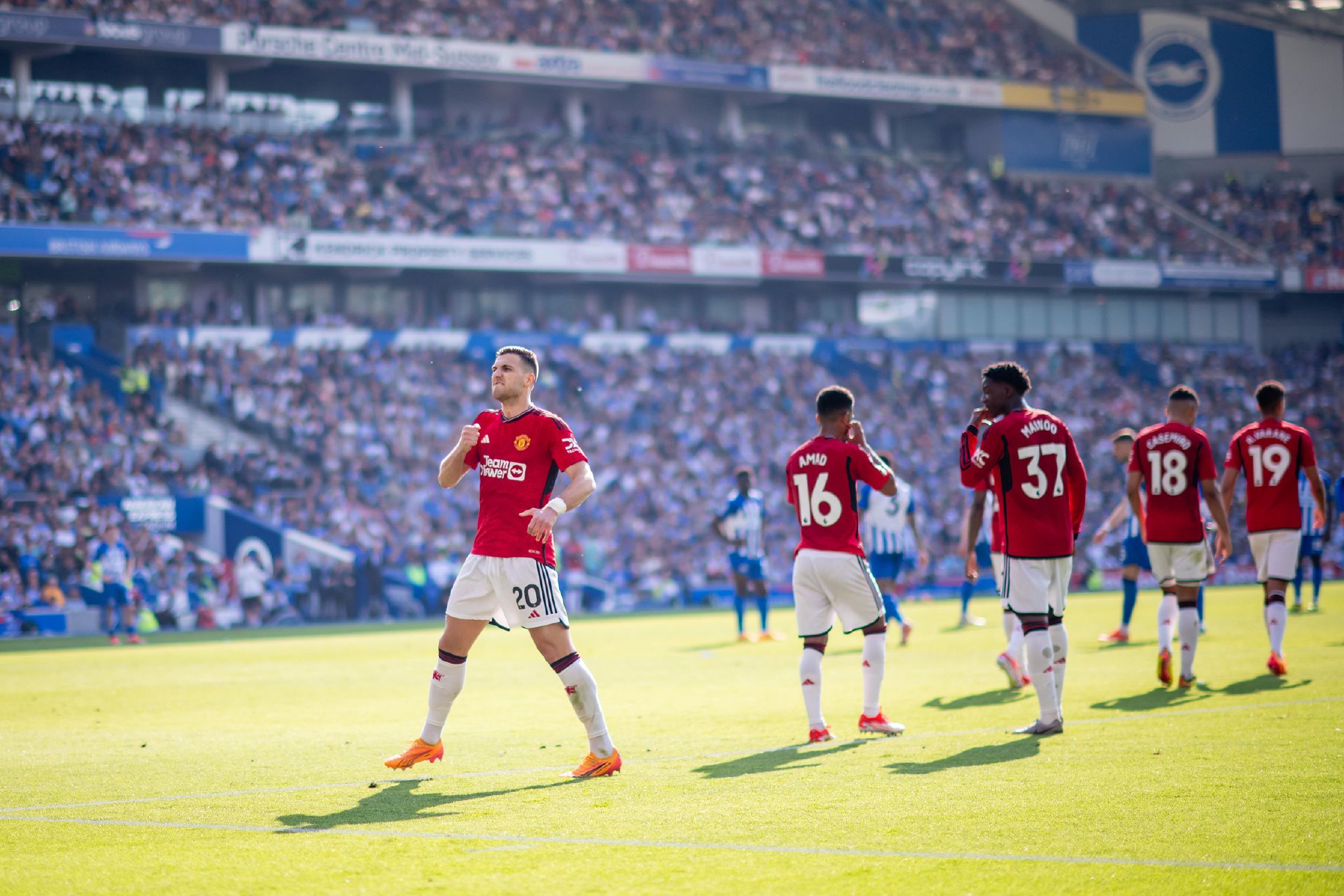 但其中潜藏 但其中潜藏